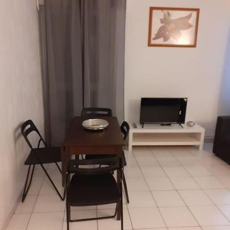 Appart Entre Paris Et Disney Apartment Noisy-le-Grand Luaran gambar